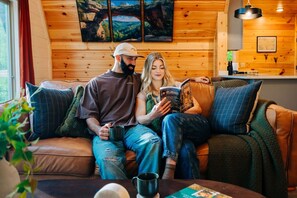 TV, fireplace - Back Yard Cliff View | Elevated Cabin | Hot Tub | Fire pit (Lee County)