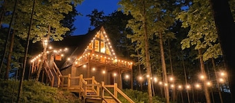 Back Yard Cliff View | Elevated Cabin | Hot Tub | Fire pit