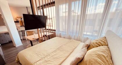 The Room - Direkt in der Stadt!
