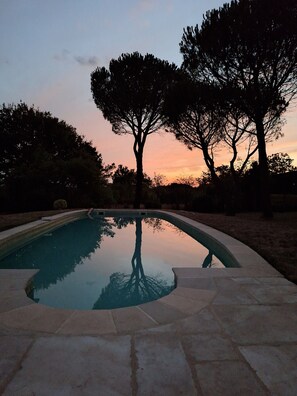 Pool - Holiday Home "Maison 6 à 10 personnes" with Private Pool, Terrace and Wi-Fi (Sainte-Croix)