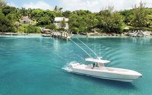 Marina - Sitting Pretty Where Island Charm Meets Easy Luxury (Dunmore Town)