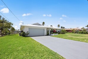 House, Multiple Beds (Barefoot Escape) | Exterior - Barefoot Escape (Fort Myers Beach)