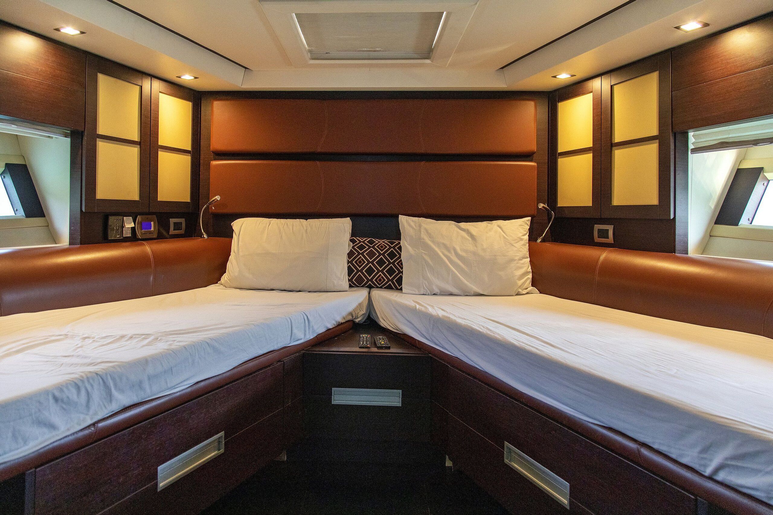 Bed,Bedroom