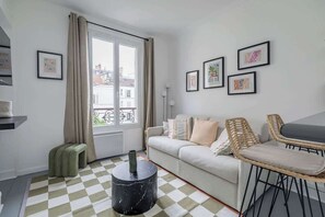 Living area - Orleans  - Paris Neuilly 4Pax (Neuilly-sur-Seine)