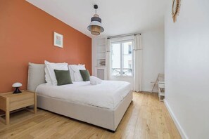 3 bedrooms, iron/ironing board, free WiFi, bed sheets - 8 Joubert -  3BDR Galeries Lafayette (Paris)