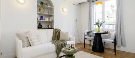 Smart TV, offices