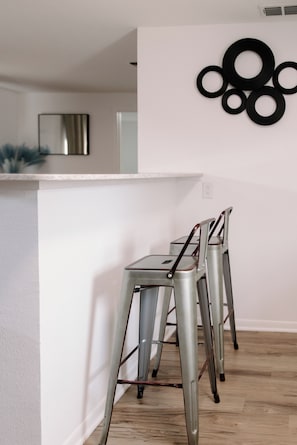Interior - Urban Chic 1 BR - Downtown Abilene - Data Center (Abilene)