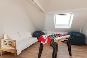 Spielezimmer