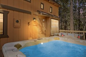 Outdoor spa tub - Iris Haus, w/ Hot Tub, Forest Views and Game Room (Big Bear Lake)