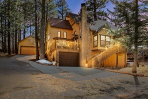 Exterior - Iris Haus, w/ Hot Tub, Forest Views and Game Room (Big Bear Lake)