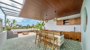 Terrace/patio - Modern Luxury 6Br Villa In Canggu - Rooftop - Ricefields - Large Groups (Tabanan)