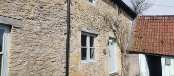 Bay Tree Cottage near Bath/Bristol - sleeps 5