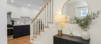 Premium 6-Suite House • Great for Work Teams