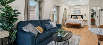 Premium 6-Suite House • Great for Work Teams