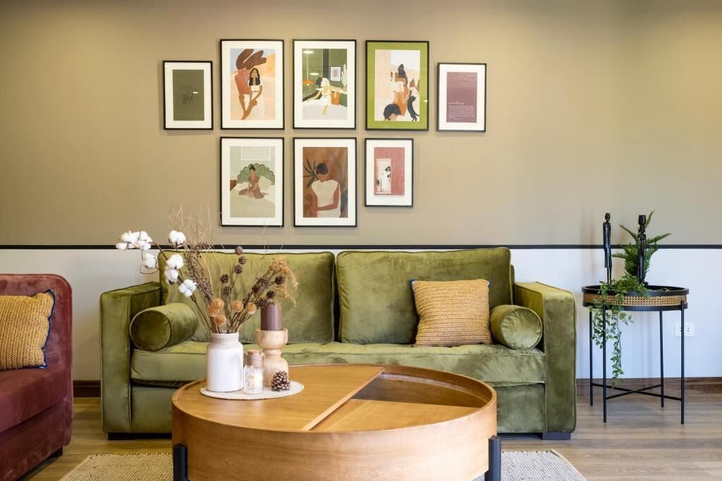 Luxury Double Room, Balcony, Mountain View | Living area