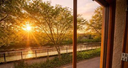 River View Apartment in Town Centre I Free Parking