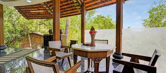 Palghar伊拉約斯度假村