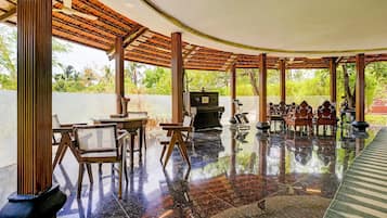 Nhà | Khu ẩm thực ngoài trời