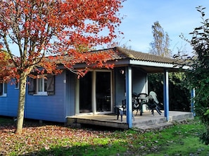 Cottage | Exterior - 5-guest Cottage With Terrace in Loire (Saumur)