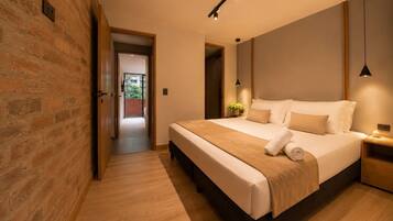 Apartment, 2 Bedrooms, City View | Free WiFi, bed sheets