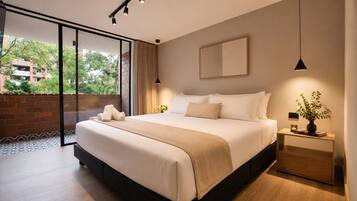 Apartment, 2 Bedrooms, City View | Free WiFi, bed sheets