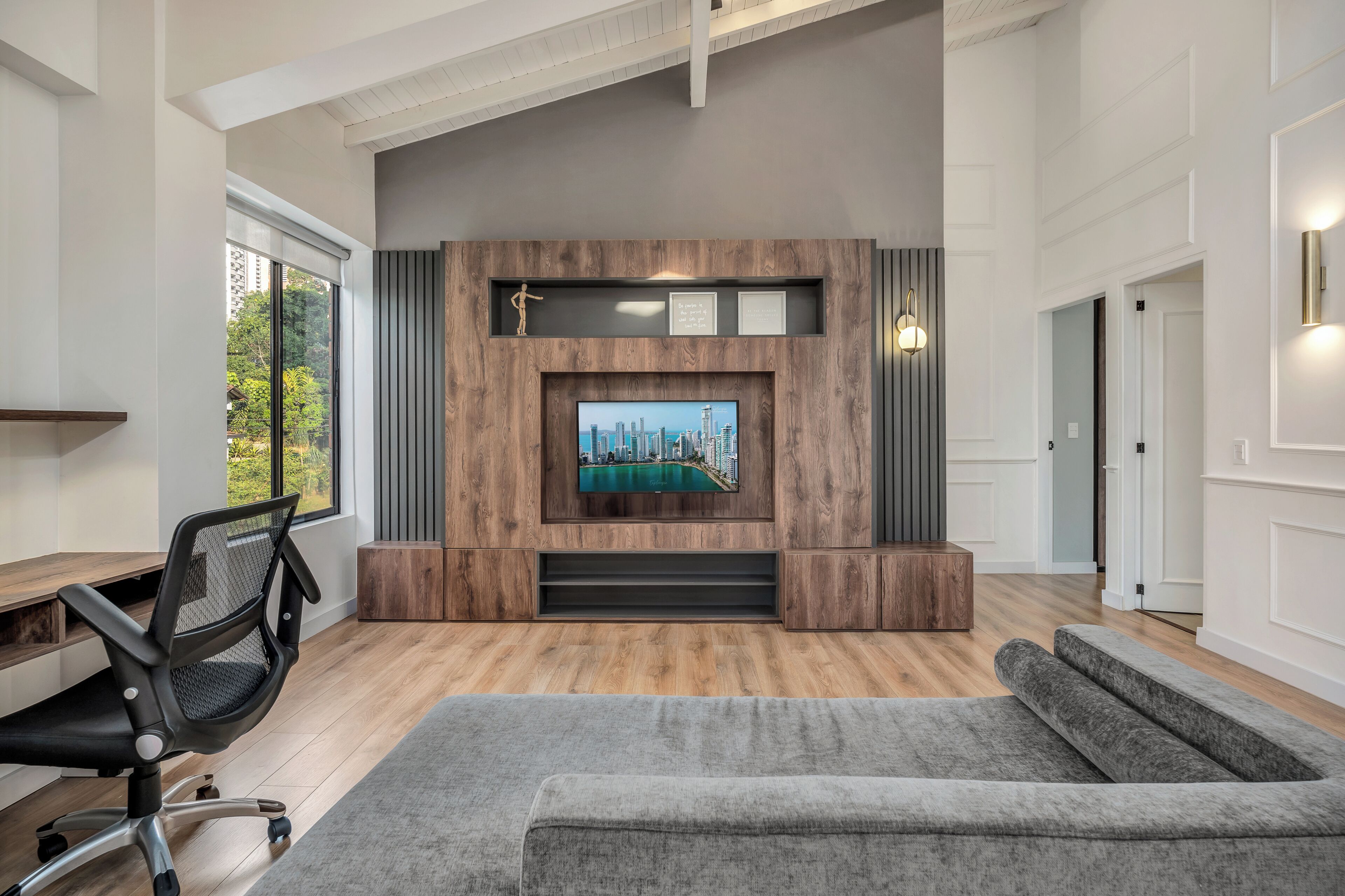 Apartment, Balcony, City View | Living area