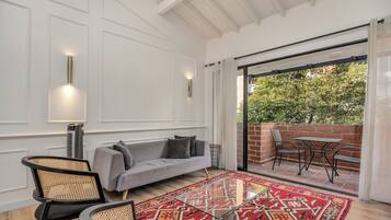 Apartment, Balkon, Stadtblick | Wohnbereich