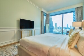 Premium Apartment, City View | In-room safe, laptop workspace, iron/ironing board, free WiFi - Burj Khalifa View Apartments in Downtown (Dubai)