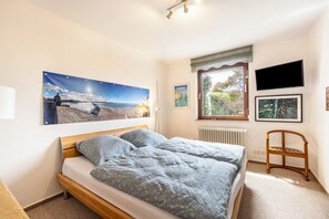 Bügeleisen/Bügelbrett, WLAN, Bettwäsche