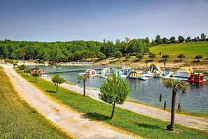 View from property - Escape Near Monclar-de-quercy Lake (Monclar-de-Quercy)