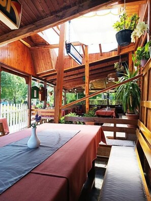 Restaurant - Janika Pension (Vonyarcvashegy)