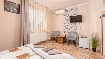 Double Room, Pool View