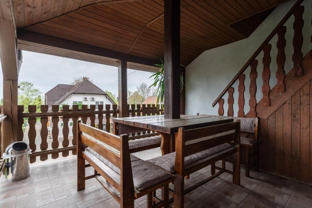 Double Room, Courtyard View | Outdoor dining