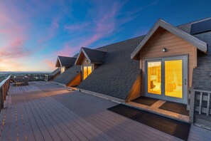 Exterior - Spectacular Mountain Views | Hot-tub | Games (Prescott)