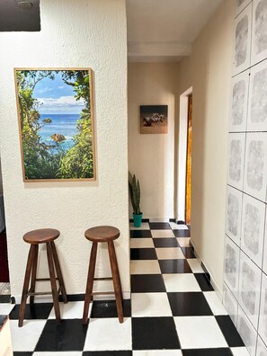 Interior - A haven of tranquility, a house close to the center of São Lourenço. (São Lourenço)