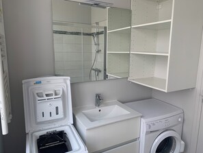 Bathroom - Cabourg Éventail T2 apartment near the seaside (Cabourg)