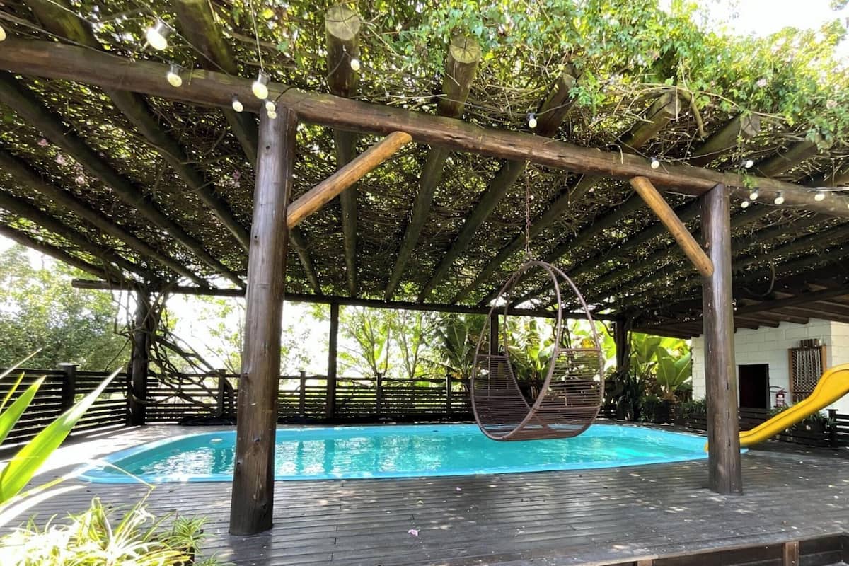 Casa rural familiar, accés a la piscina | Equipament de l'habitació