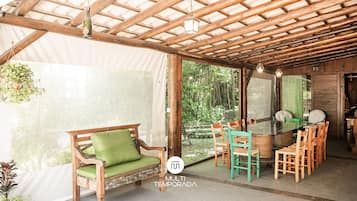 Family Cottage, Pool Access | Interior