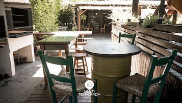 Family Cottage, Pool Access | Outdoor dining