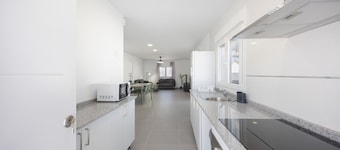 Casa La Burguesa: Private Pool, Terrace & Wi-Fi in Chiclana de la Frontera