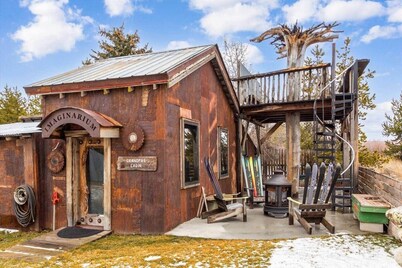 Grandpa's Cabin Near Yellowstone