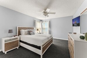 3 bedrooms, iron/ironing board, travel cot, free WiFi - 3BR Condo Near Disney | Somerset Resort (Kissimmee)
