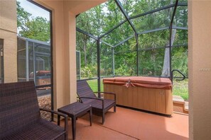 Terrace/patio - 3BR Townhome at Regal Oaks Near Disney (Kissimmee)