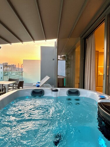 The Loft #Riviera#Seaviews#Jacuzzi