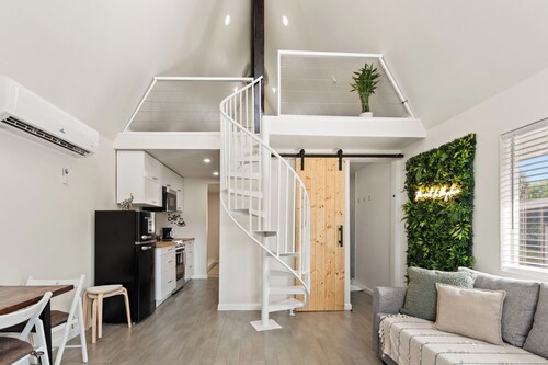 Lux A-Frame Home,Glamping Feel Near Disney,Orlando