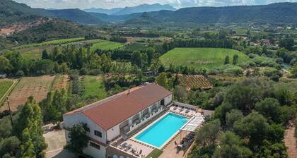 HOTEL VALLE DEL CEDRINO ROOMS WITH POOL 5 MINUTES FROM THE BEACHES OF OROSEI
