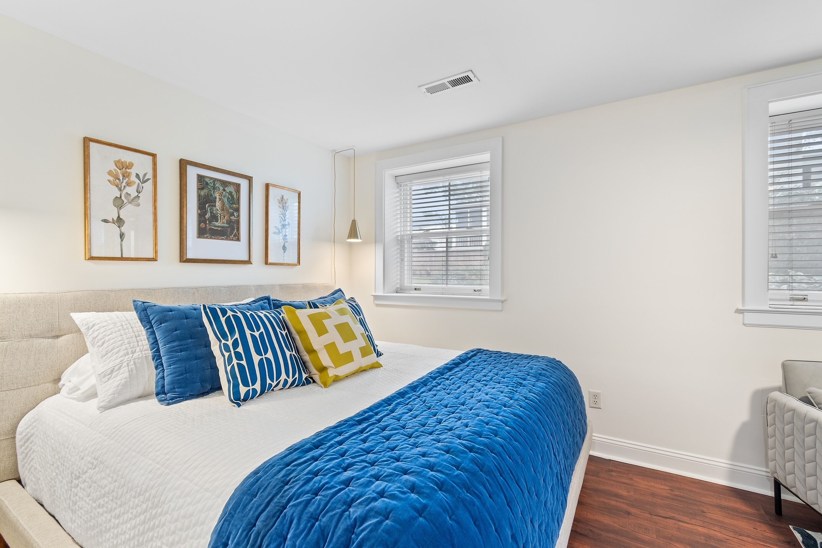 1 bedroom, internet, bed sheets