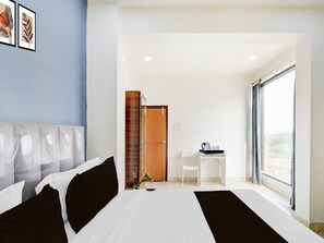 1 bedroom - Deluxenagole Near Mini Shilparamam (Hyderabad)