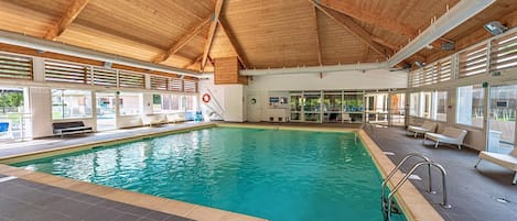 Cottage | Pool | Indoor pool, outdoor pool