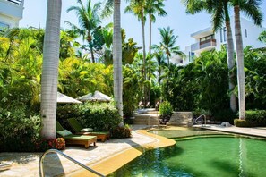 Pool - One bedroom Marine (Cruz de Huanacaxtle)